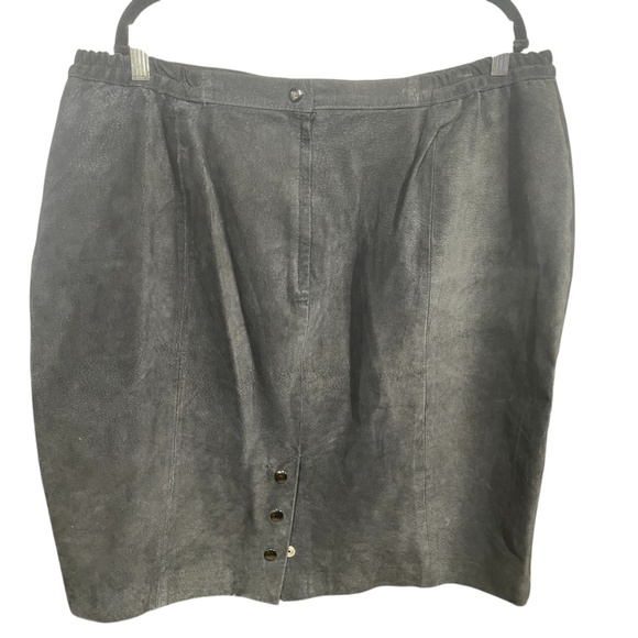 Diana Marco Plus Size Suede Skirt - Picture 3 of 4
